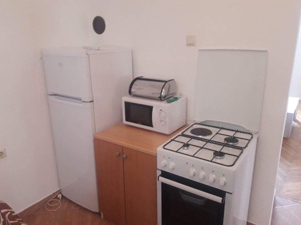 Apartment Tin セニ エクステリア 写真
